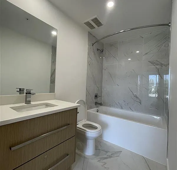 3070 Kilpatrick Ave #402 — Photo 11