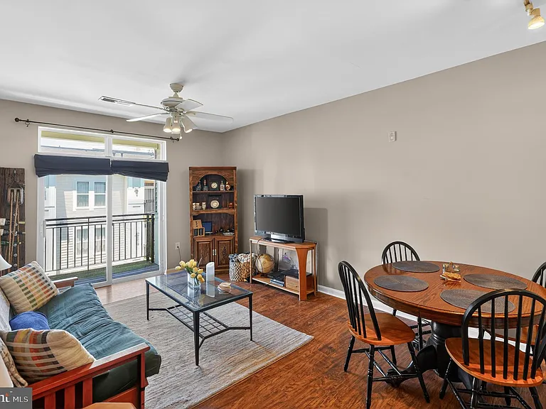 2665 Prosperity Ave #403 — Photo 34