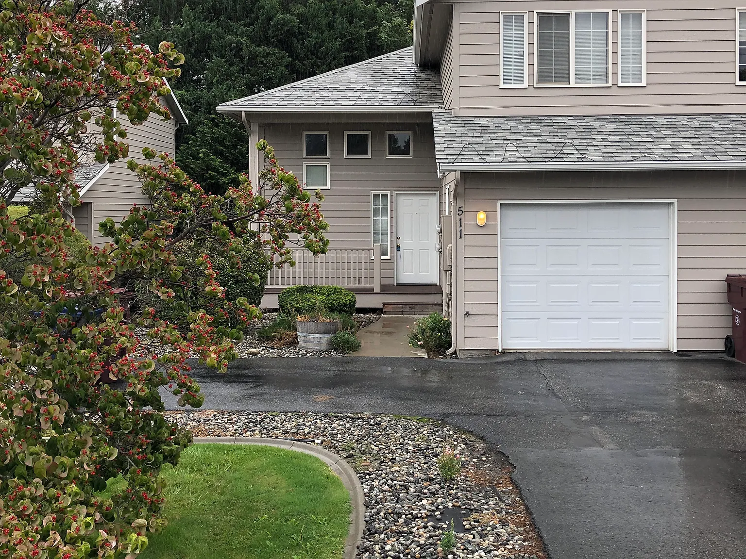 2 bed, $1,995 — Photo 1