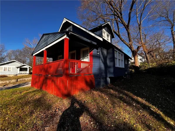 6001 Chestnut Ave, Kansas City, MO 64130