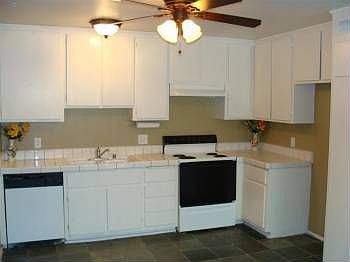 5th image of 1346 Parkside Dr