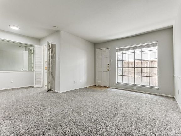 3rd image of 12888 Montfort Dr APT 155