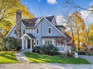 25 Walworth Ave, Scarsdale, NY 10583