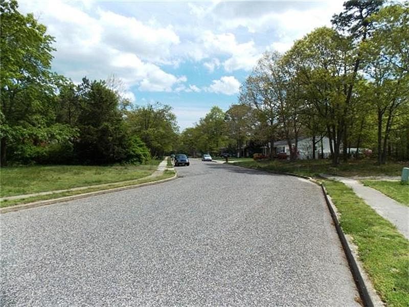 2nd image of 11 McDonald Dr