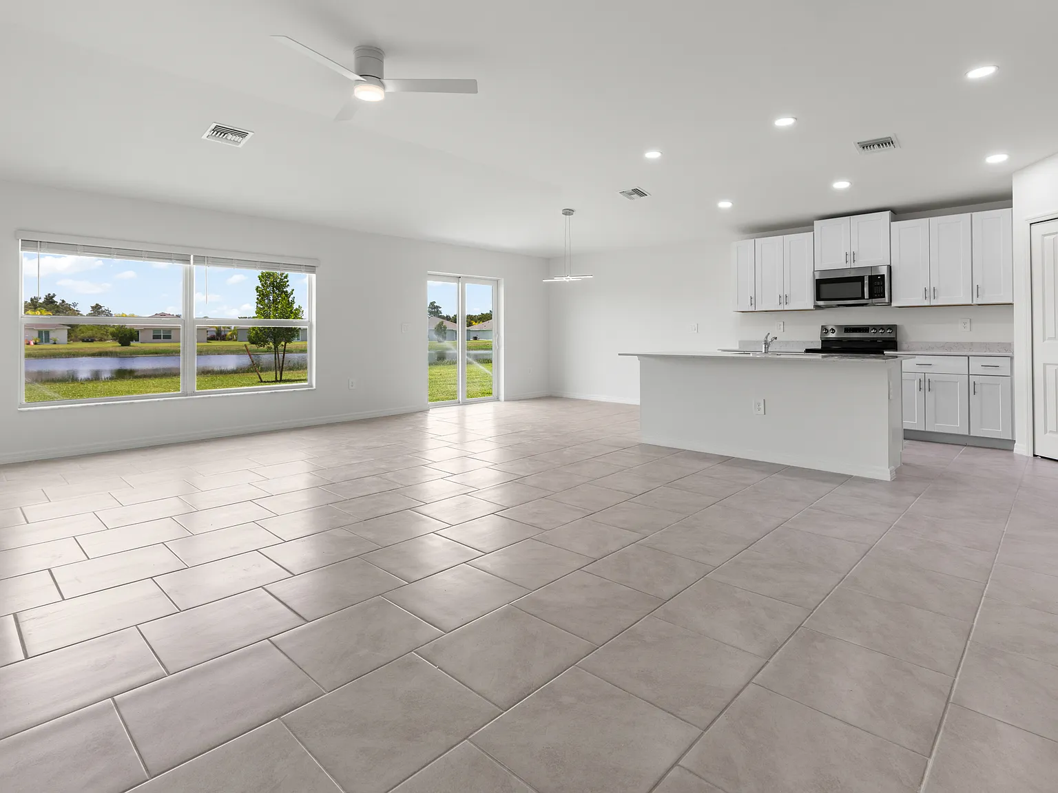 4 bed, 1900 sqft, $2,600 — Photo 4