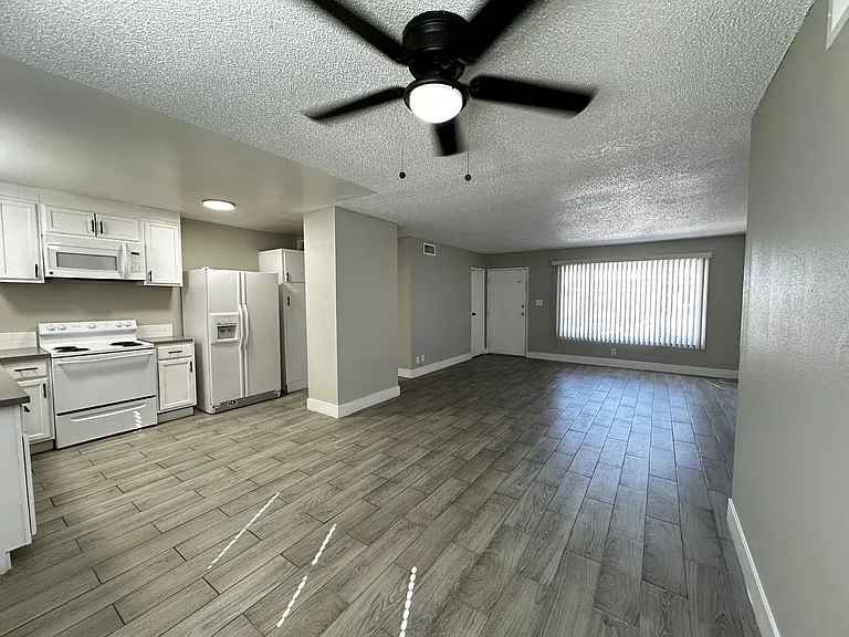 2967 Ferndale St — Photo 3
