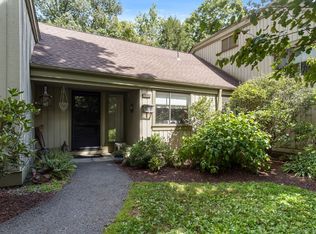 277 Heritage Vlg #A, Southbury, CT 06488