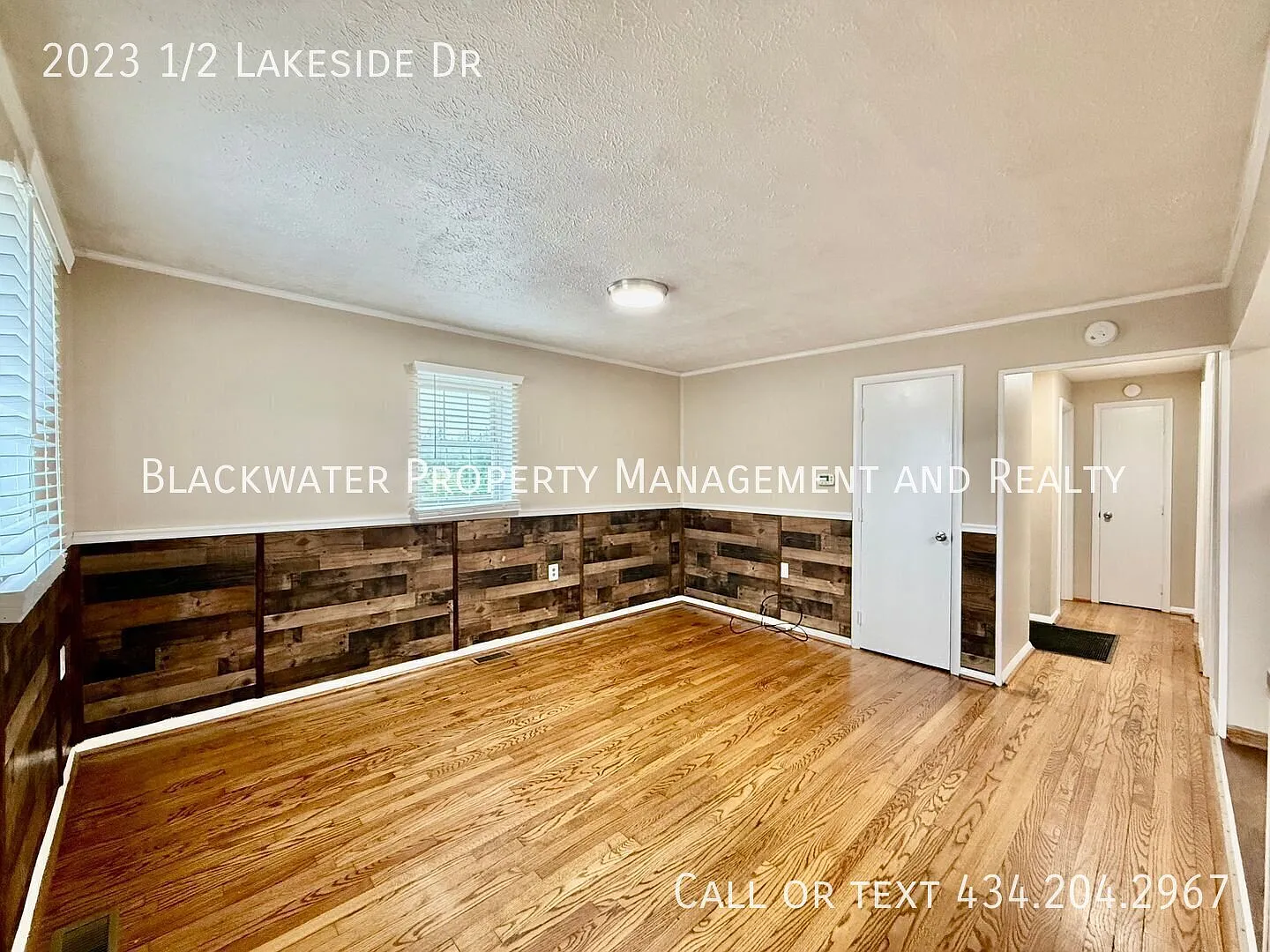 Single Family Home Coming Available on Lakeside Drive! — Photo 2