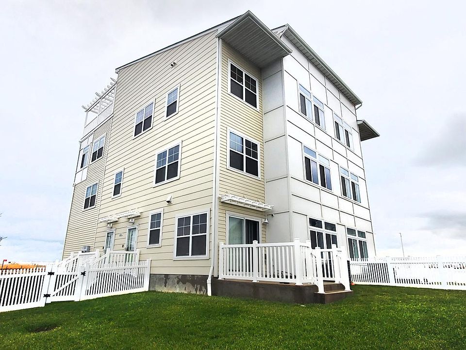 1st image of 6203 Ocean Ave S #1