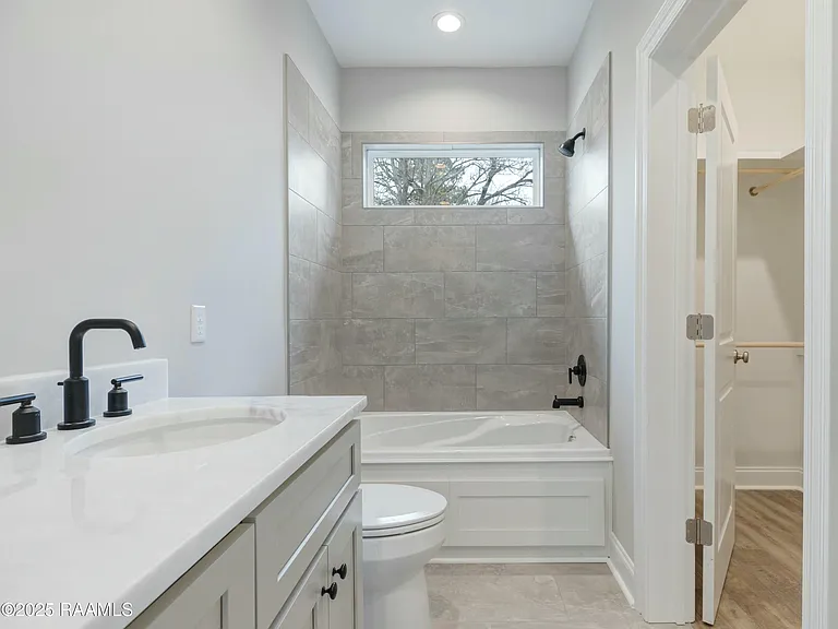 107 Alpine Dr — Photo 12