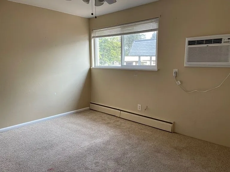 1809 Emery St — Photo 5