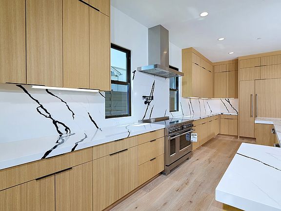 Gourmet Kitchen