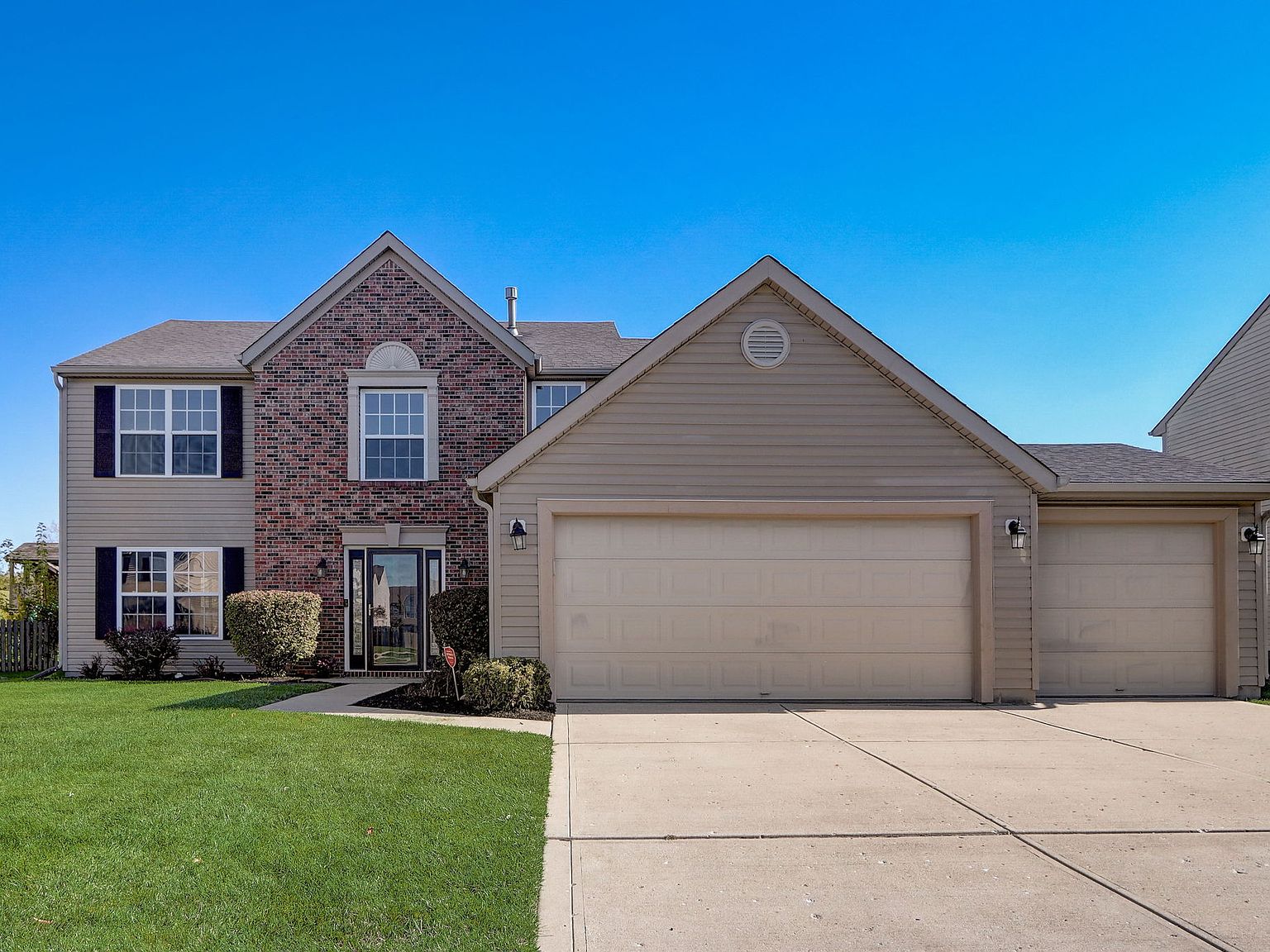 5307 Hammock Glen Dr