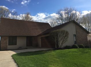 641 Highview Dr, Slinger, WI 53086