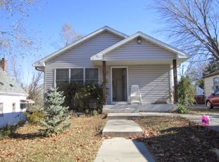 1198 Ottawa Ave, West Saint Paul, MN 55118