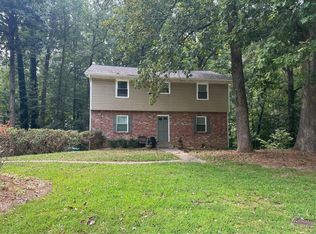 1517 Greenwood Dr, Norcross, GA 30093