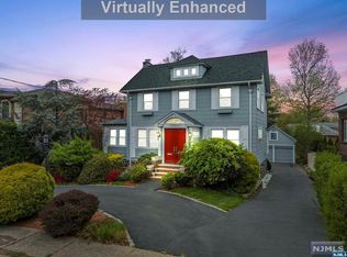 1067 Briar Way, Fort Lee, NJ 07024