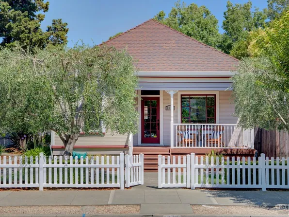 1342 A Street, Napa, CA 94559