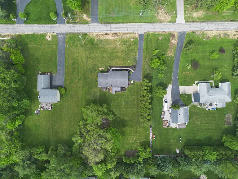 4002 Harlem Rd — Photo 46