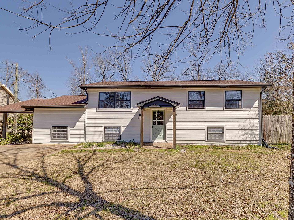 1st image of 122 Kenny Ln