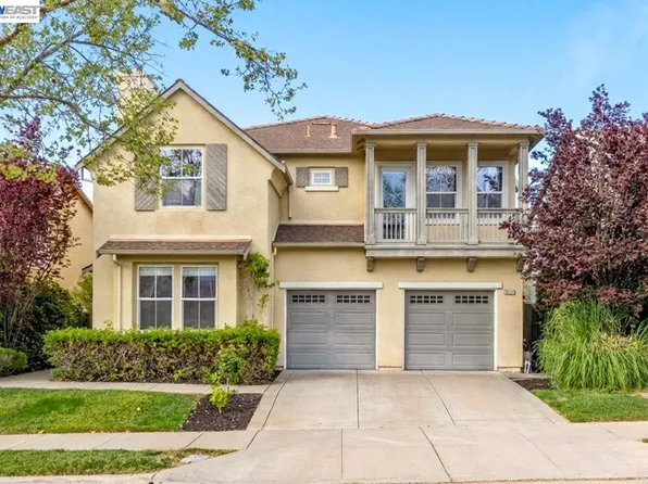 3132 Ashbrook Ln, San Ramon, CA 94582