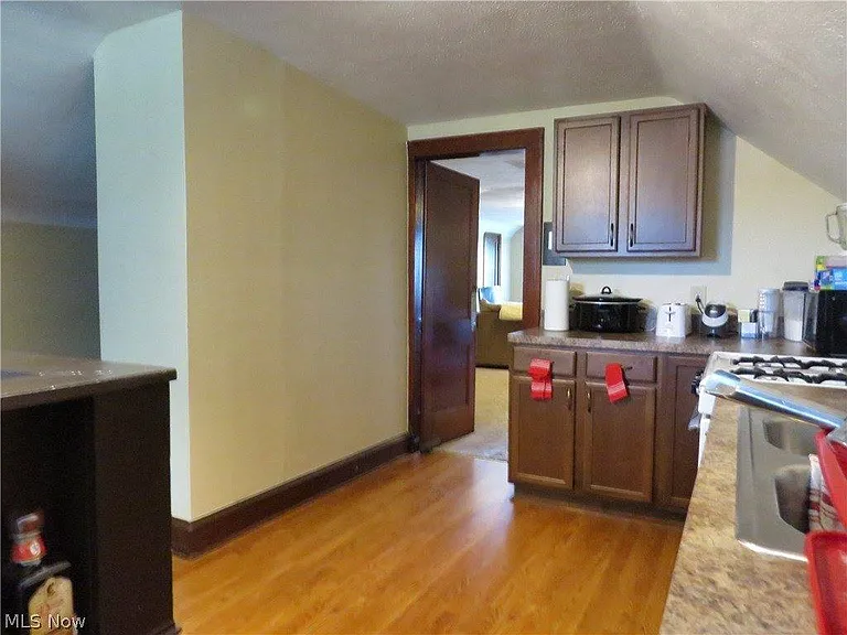 13513 Clifton Blvd #3 — Photo 7