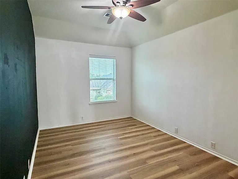 30430 Legacy Pines Dr — Photo 23