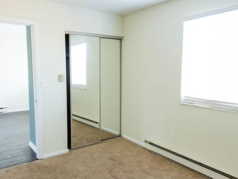 323 S. Grant St. — Photo 10