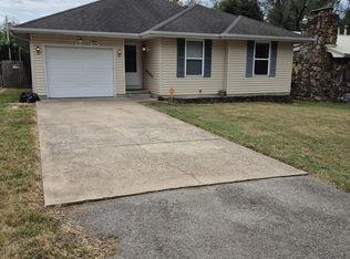 3236 W Madison St, Springfield, MO 65802