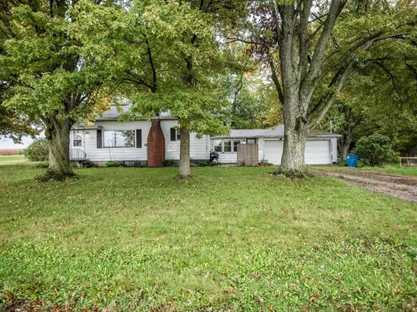 11319 Hildebrand Rd, Fort Wayne, IN 46818