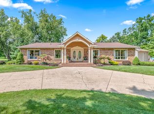 686 Leonard Dr, Coldwater, MI 49036