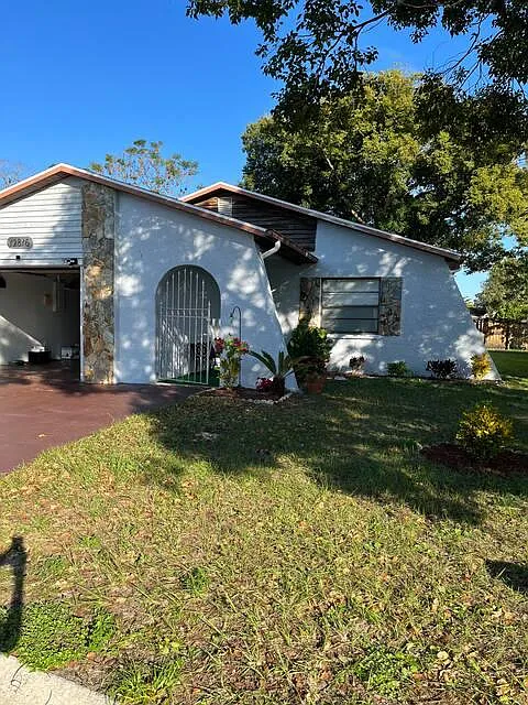 Building Photo - 12816 Kellywood Cir