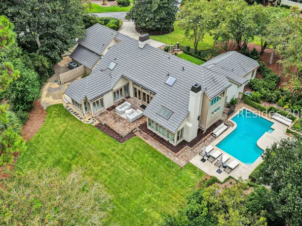 18 Marsh Drive, Hilton Head Island, SC 29928