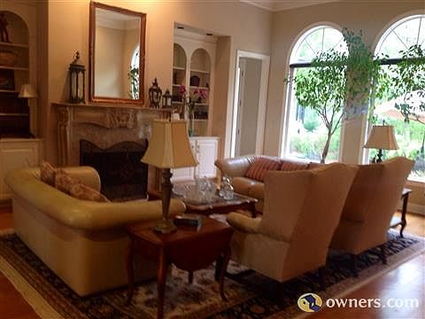 Palladium window view