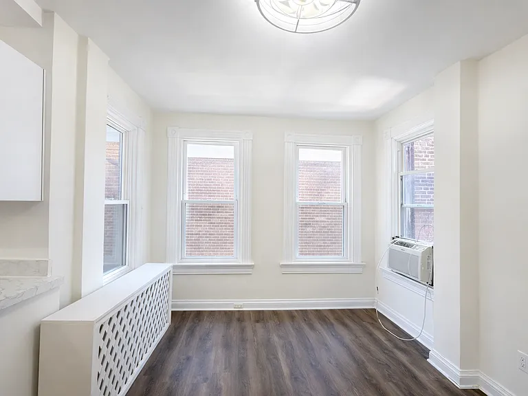 210 Laurens St #3 — Photo 11