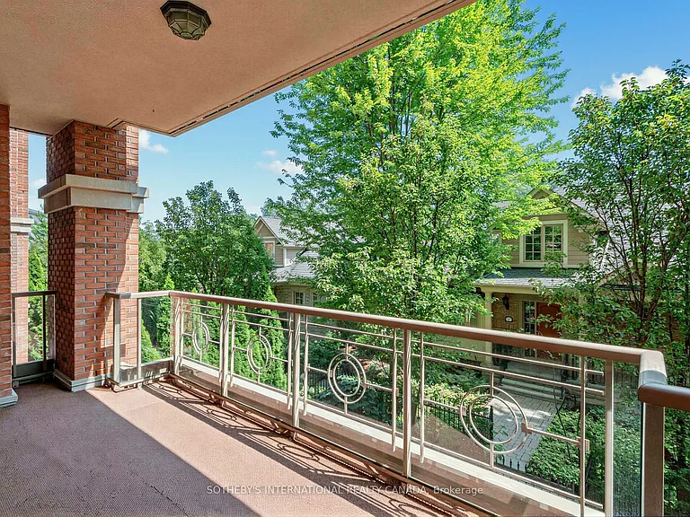 21 Burkebrook Pl #224 — Photo 7