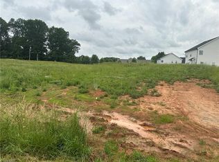 480 Everidge Rd #304, Winston Salem, NC 27103