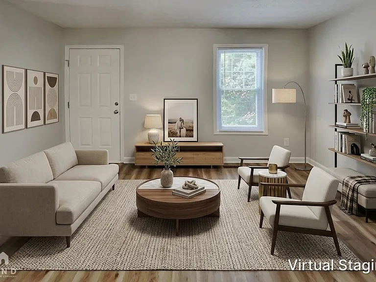 316 Eleanor Dr — Photo 2