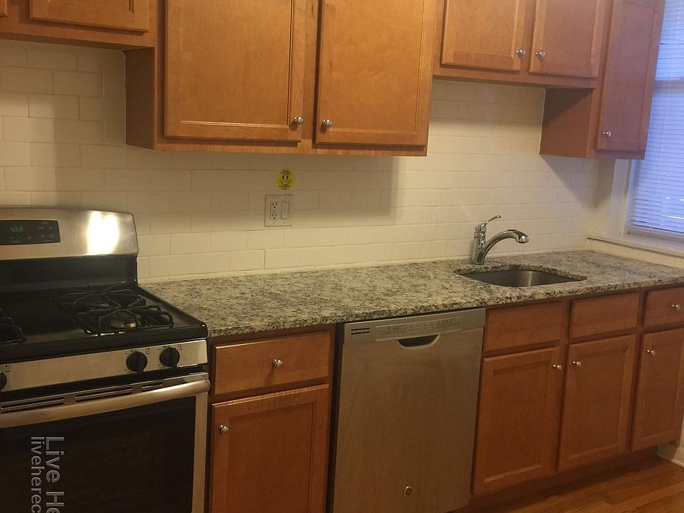 1st image of 1609 W Berteau Ave #1BT