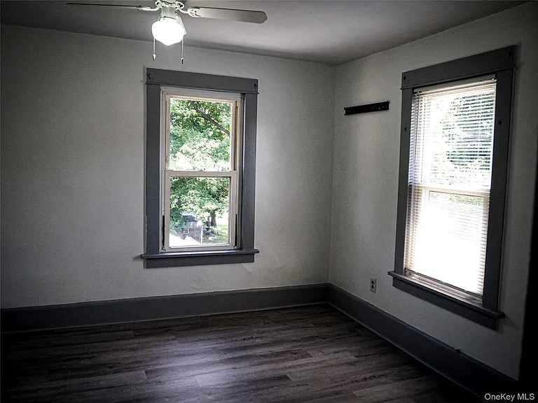 46 Poplar St — Photo 18