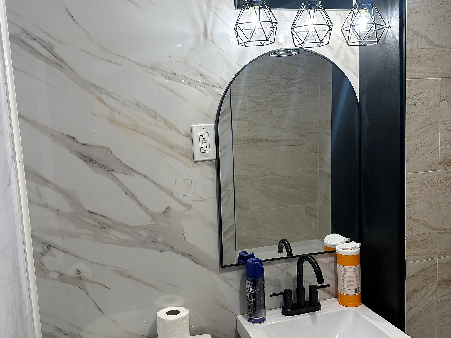 3 bed, $2,200 — Photo 4