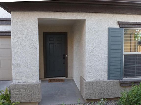 3rd image of 16386 W Moreland St