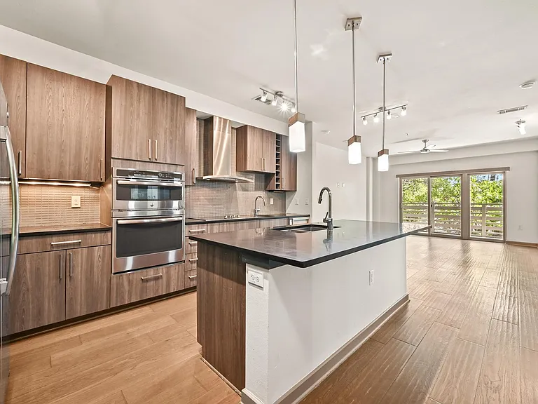 3600 S Lamar Blvd #213 — Photo 1