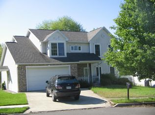 111 Fern Hill Dr, Olyphant, PA
