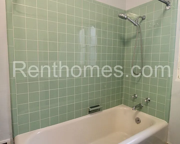 2244 Plum St — Photo 26
