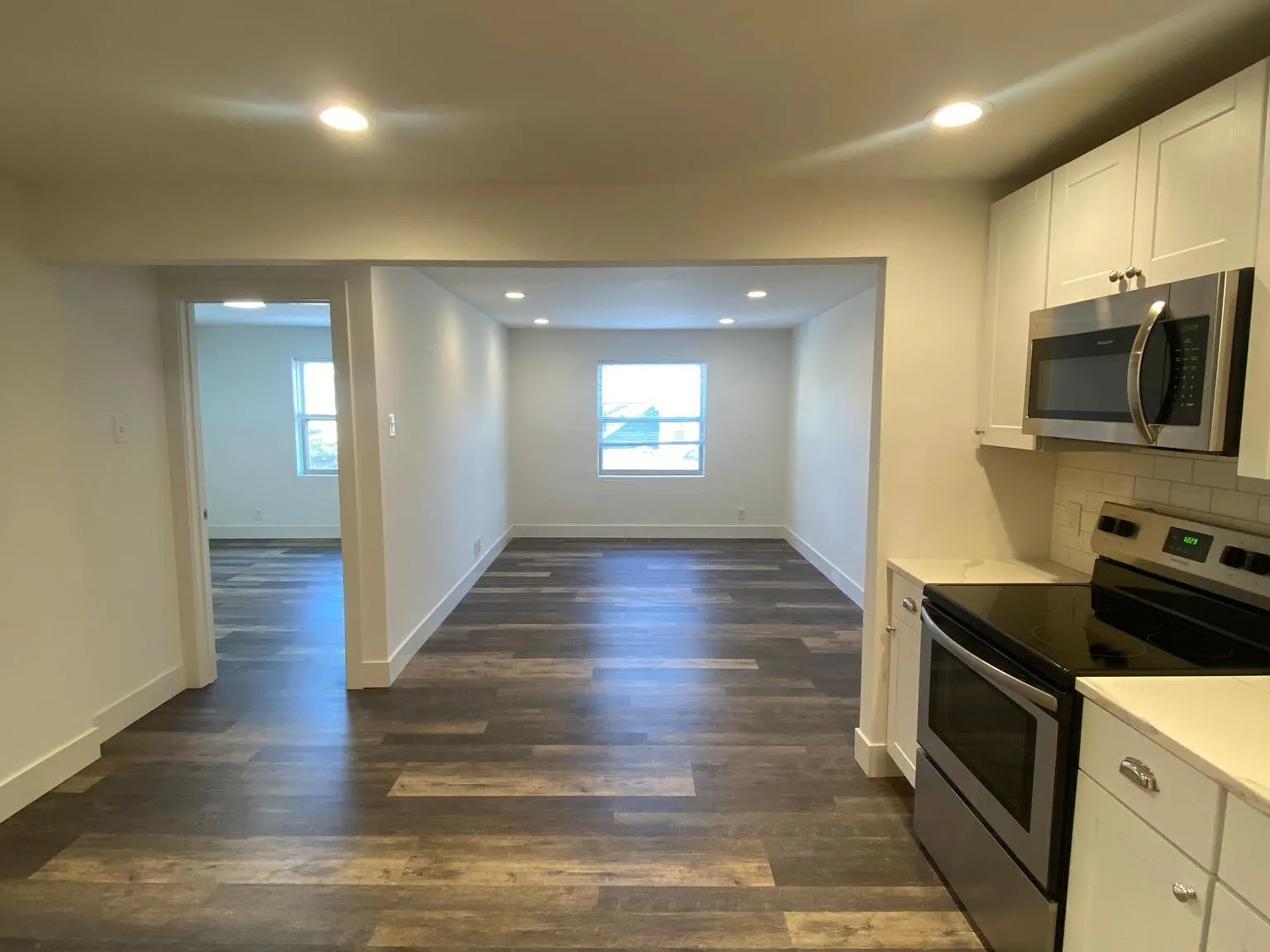 1 bed, $995 — Photo 3