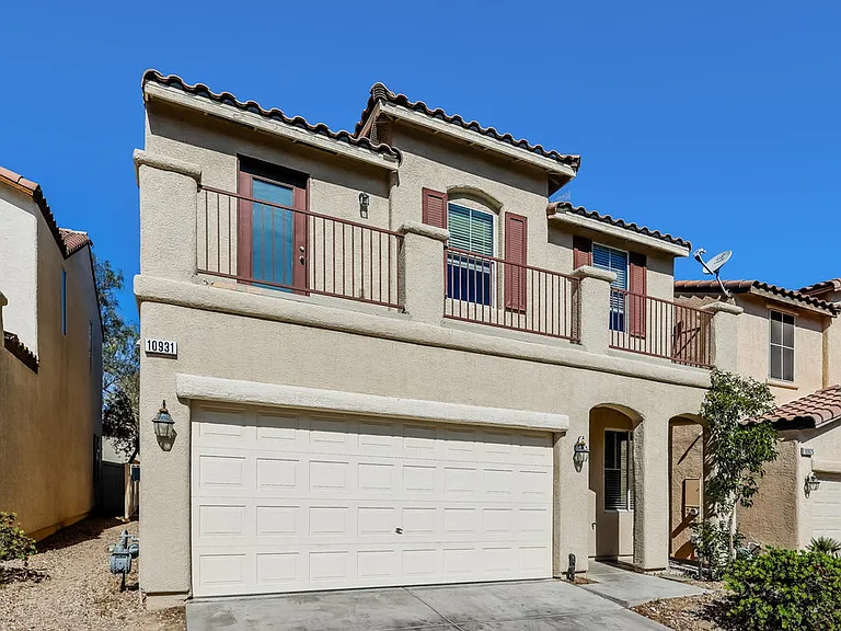 10931 Colour Magic St — Photo 4