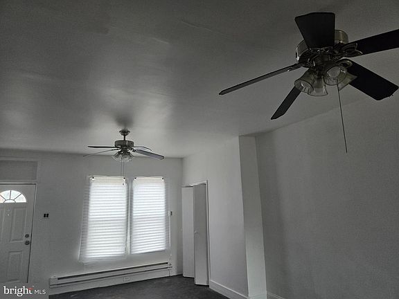 4th image of 744 E Willard St