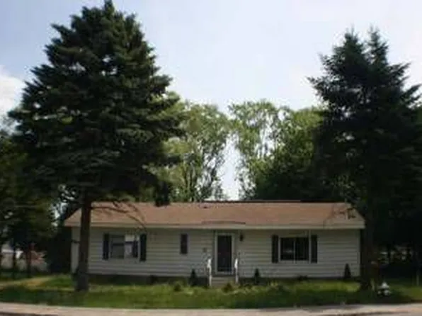 88 Washington St, Seabrook, NH 03874