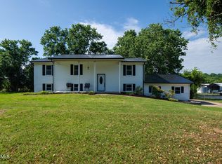 2407 Big Springs Rd, Maryville, TN 37801